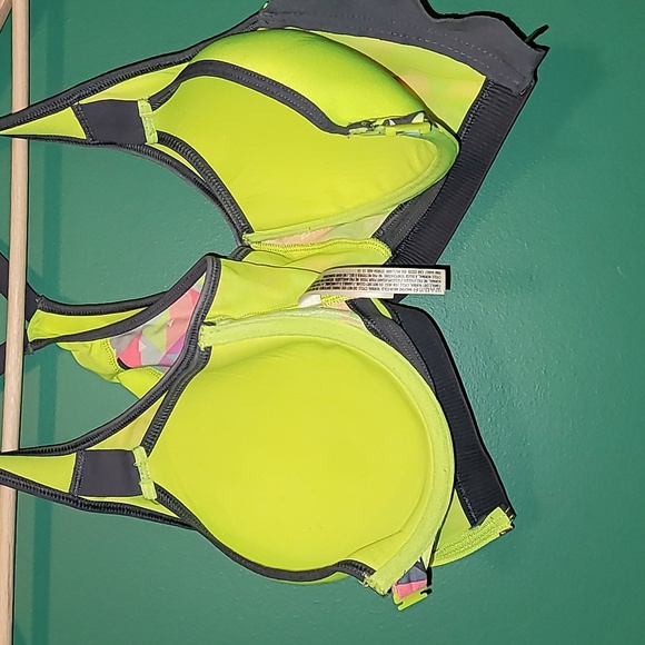 Victoria Secret VSX Knockout Zip Up Sports Bra - Picture 7 of 8